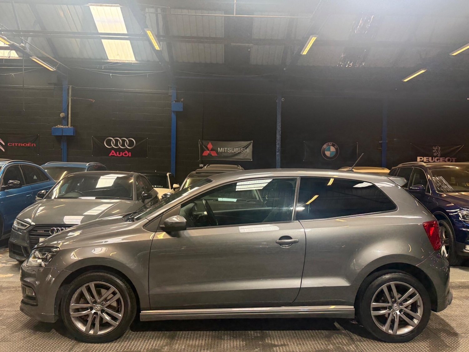 Used Volkswagen Polo for sale - 76458022: Photo 70