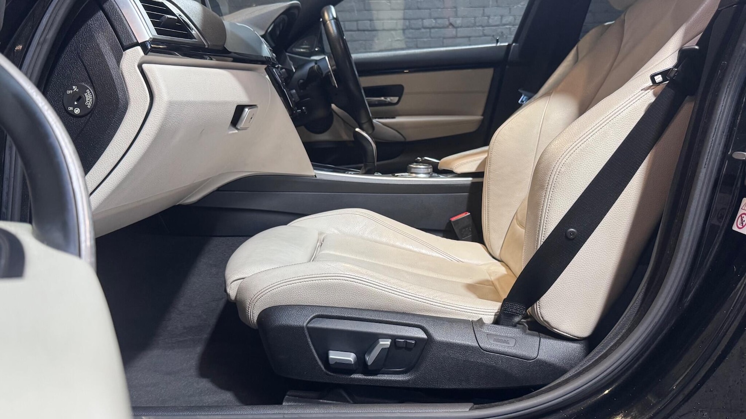 Used BMW 4 Series 2017 for sale - 77696092: Photo 59