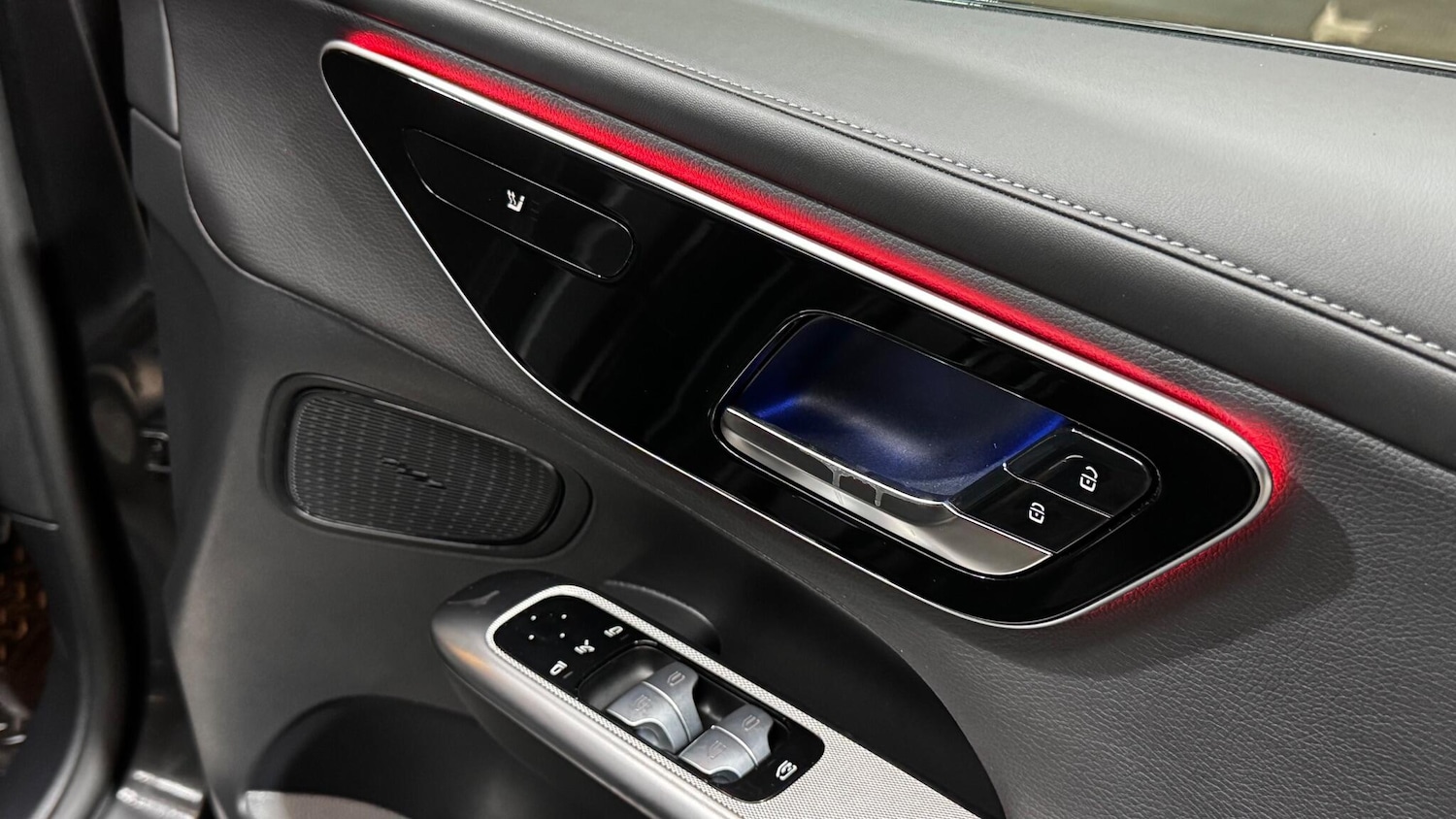 Used Mercedes-Benz GLC 2025 for sale - 77400564: Photo 34