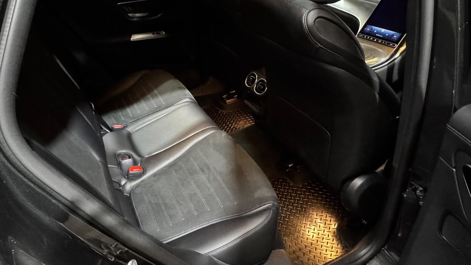 Used Mercedes-Benz GLC 2025 for sale - 77400564: Photo 39