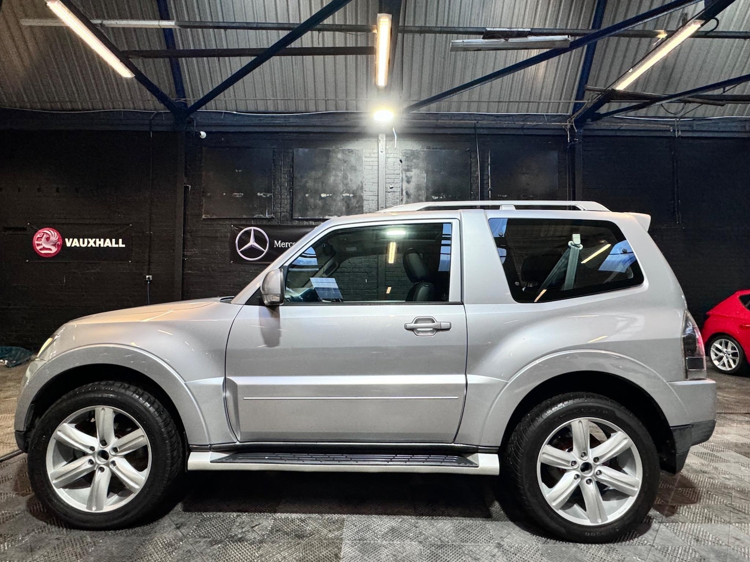 Used Mitsubishi Shogun 2007 for sale - 76152721: Photo 51