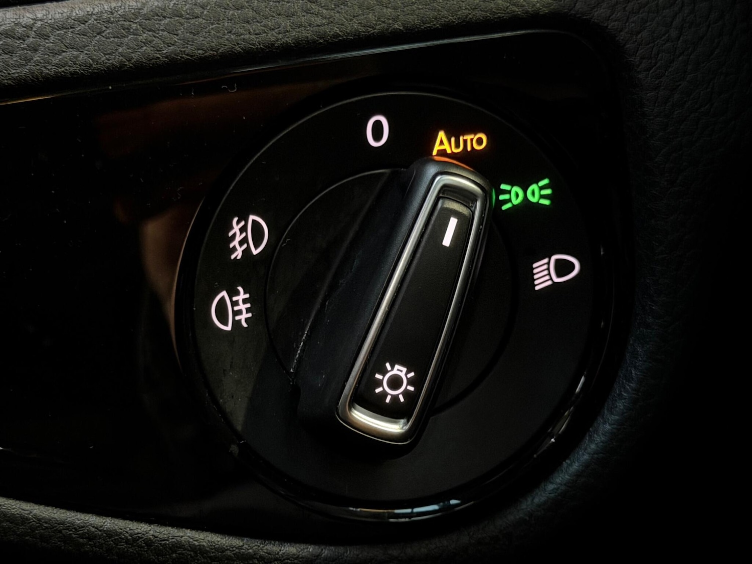 Used Volkswagen Golf 2019 for sale - 78047760: Photo 50