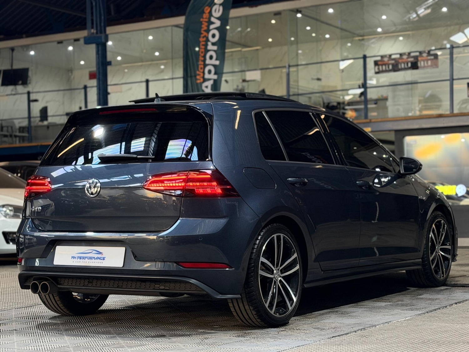 Used Volkswagen Golf 2019 for sale - 78047760: Photo 6