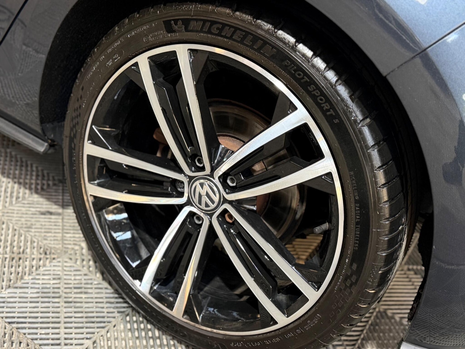 Used Volkswagen Golf 2019 for sale - 78047760: Photo 68