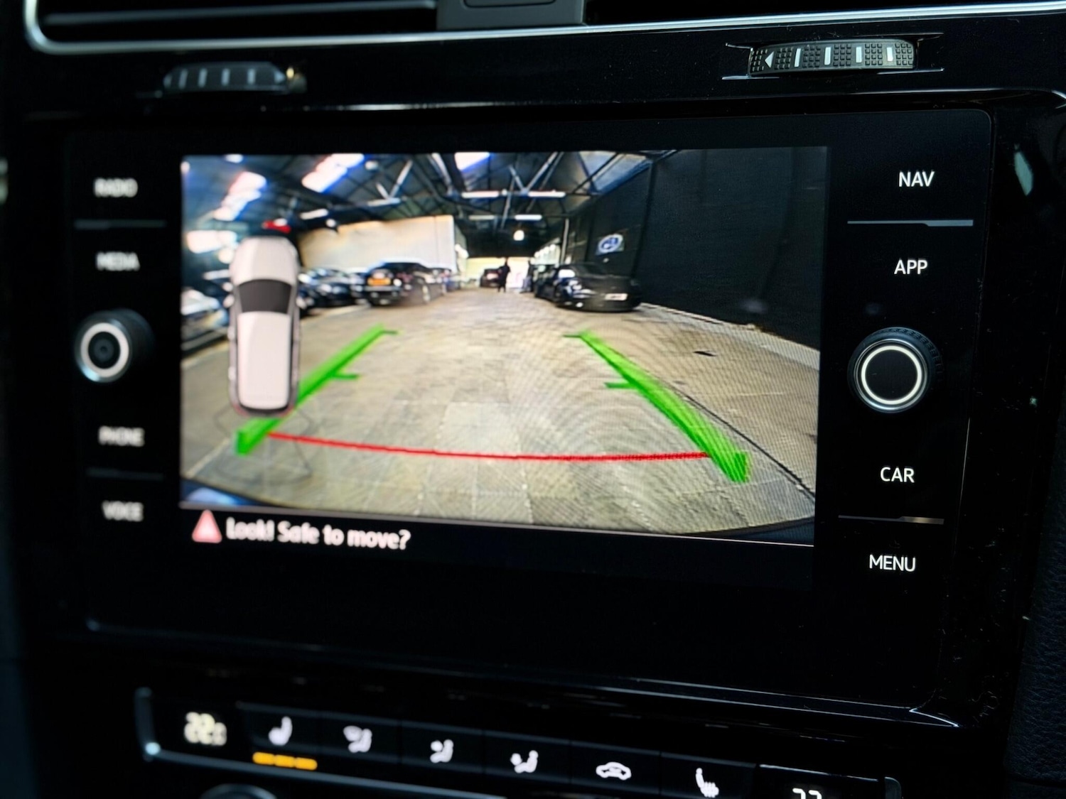 Used Volkswagen Golf 2019 for sale - 78047760: Photo 9