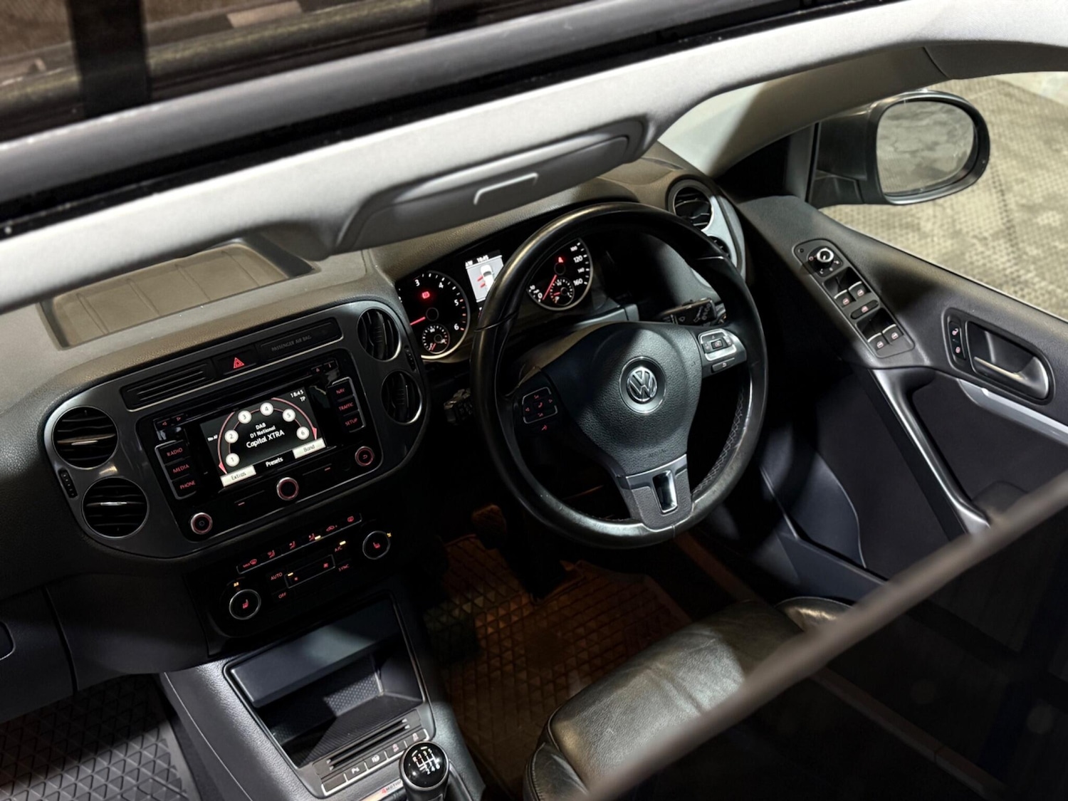 Used Volkswagen Tiguan 2014 for sale - 75904936: Photo 11