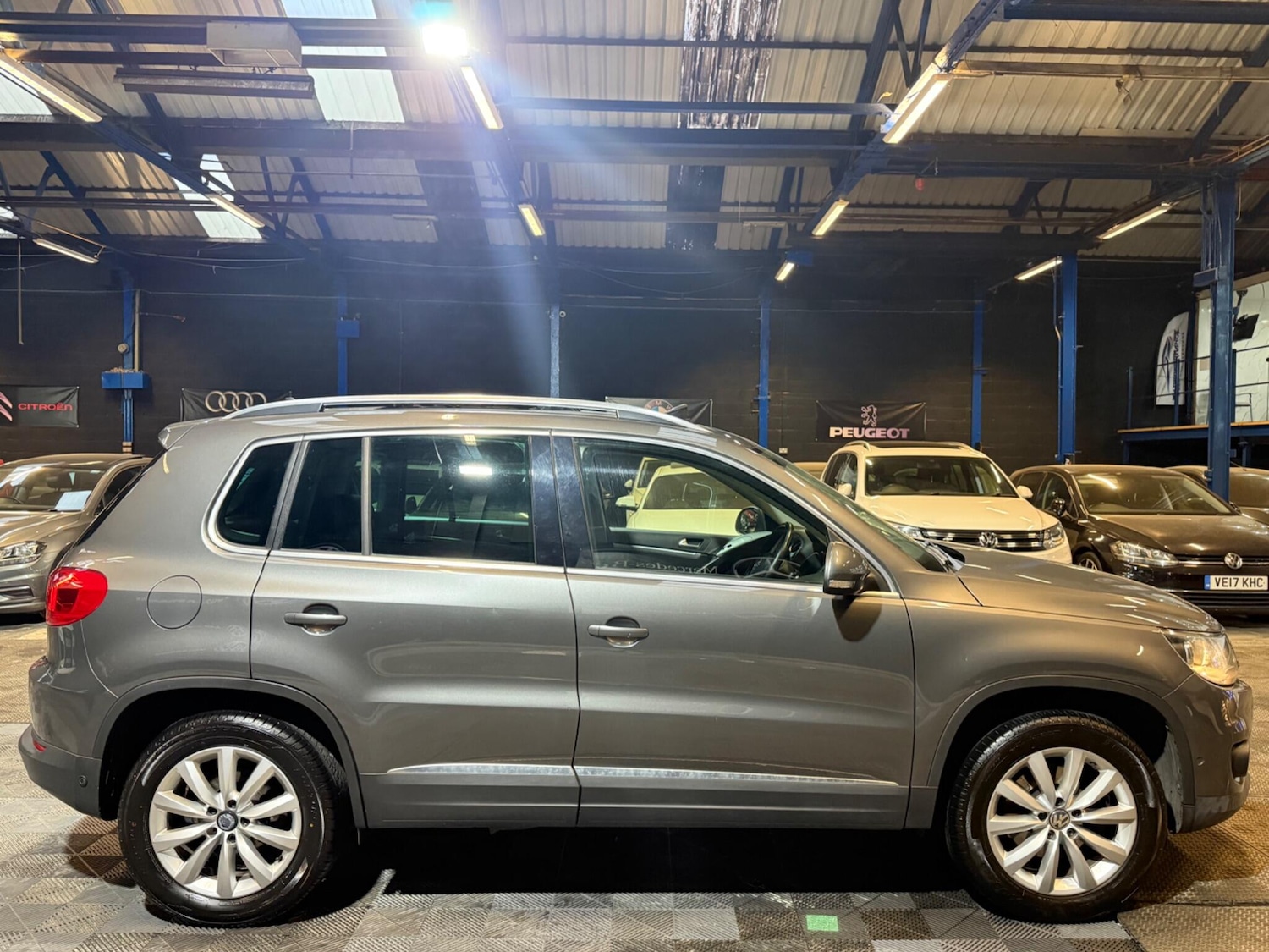 Used Volkswagen Tiguan 2014 for sale - 75904936: Photo 14