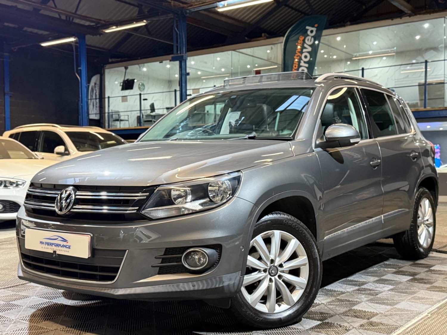 Used Volkswagen Tiguan 2014 for sale - 75904936: Photo 16
