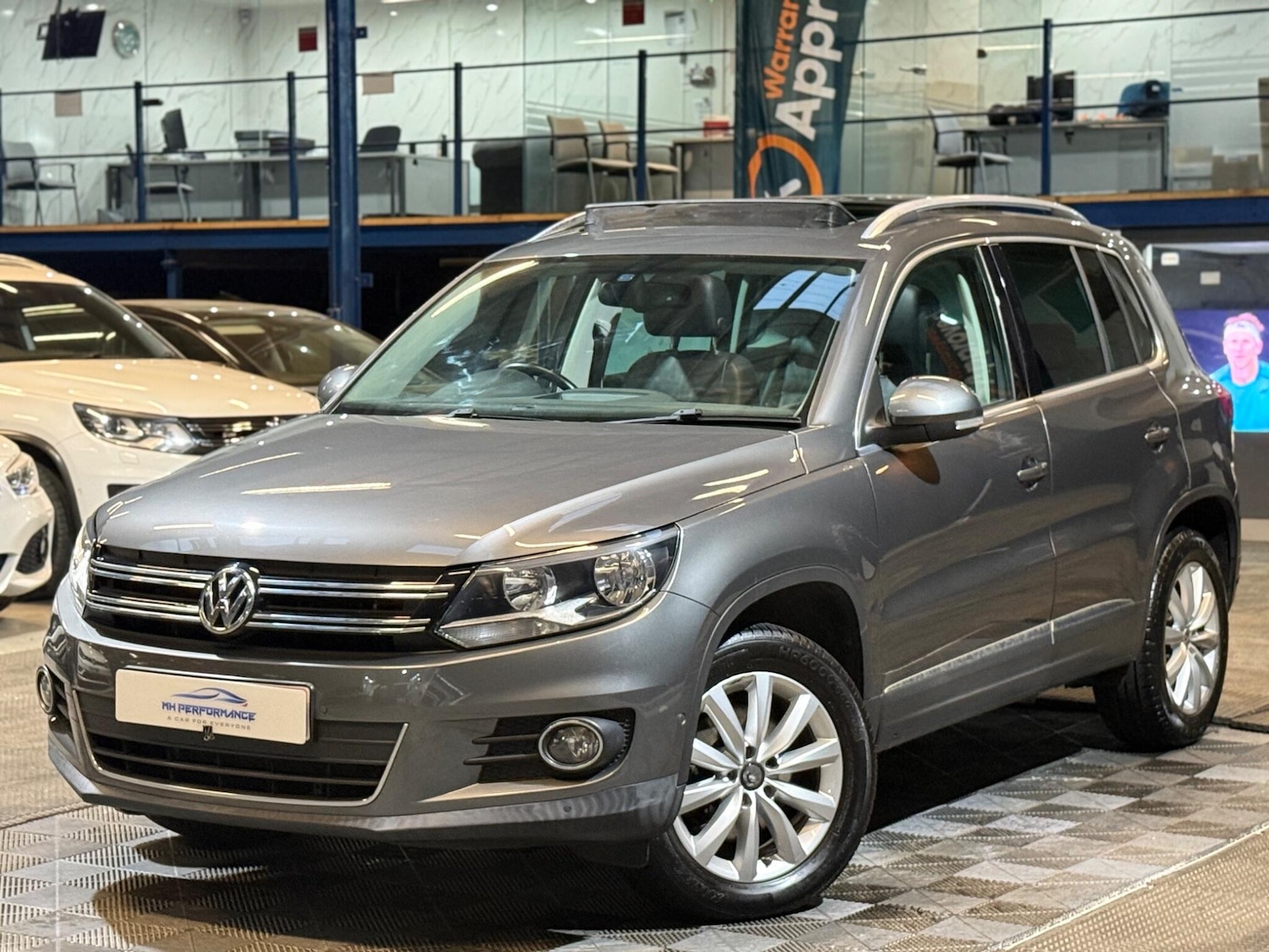 Used Volkswagen Tiguan 2014 for sale - 75904936: Photo 46