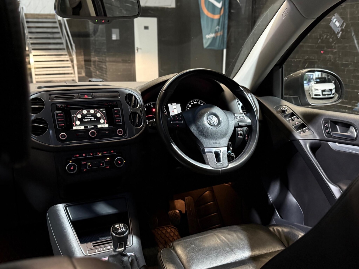 Used Volkswagen Tiguan 2014 for sale - 75904936: Photo 49