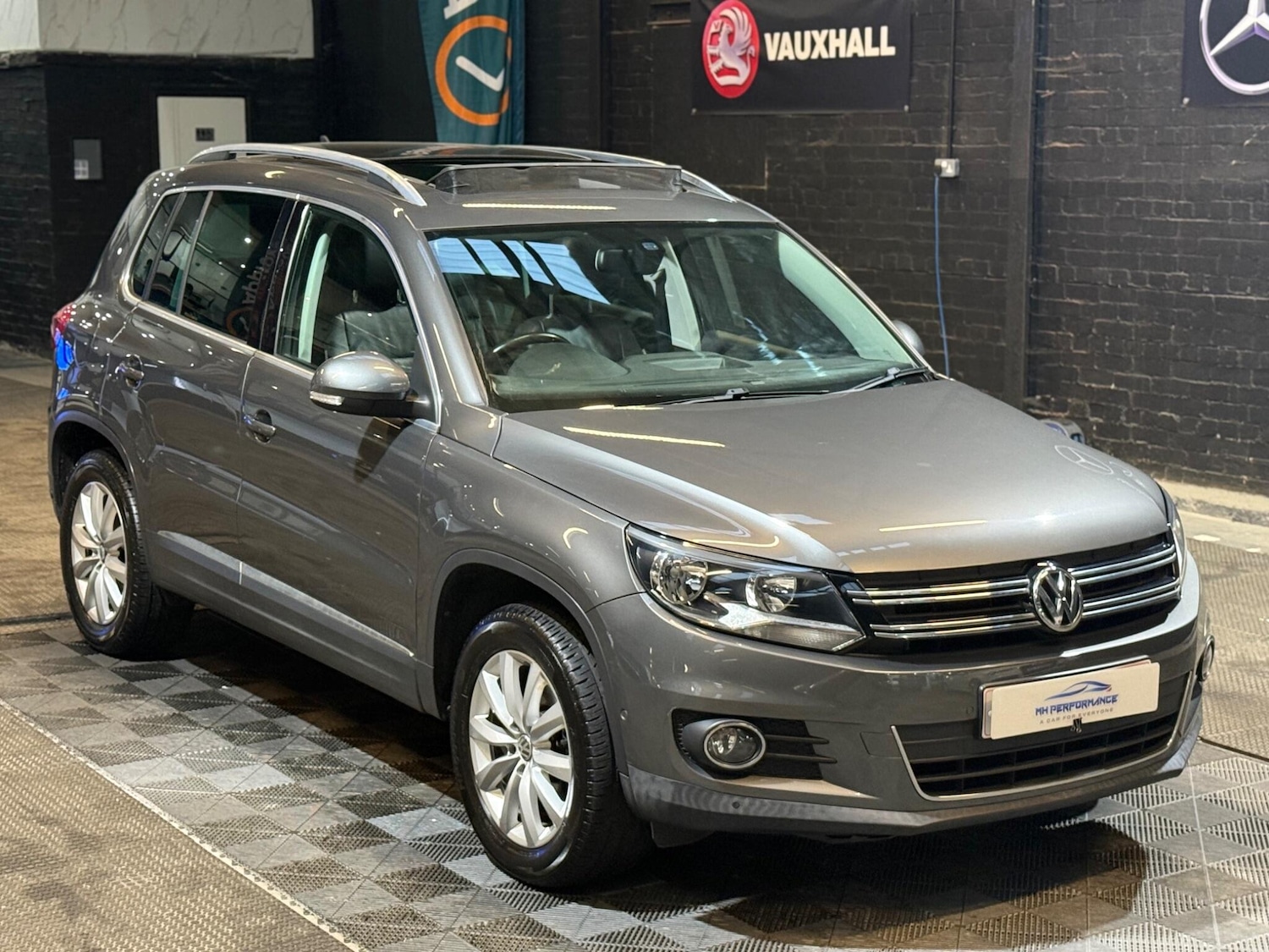 Used Volkswagen Tiguan 2014 for sale - 75904936: Photo 61