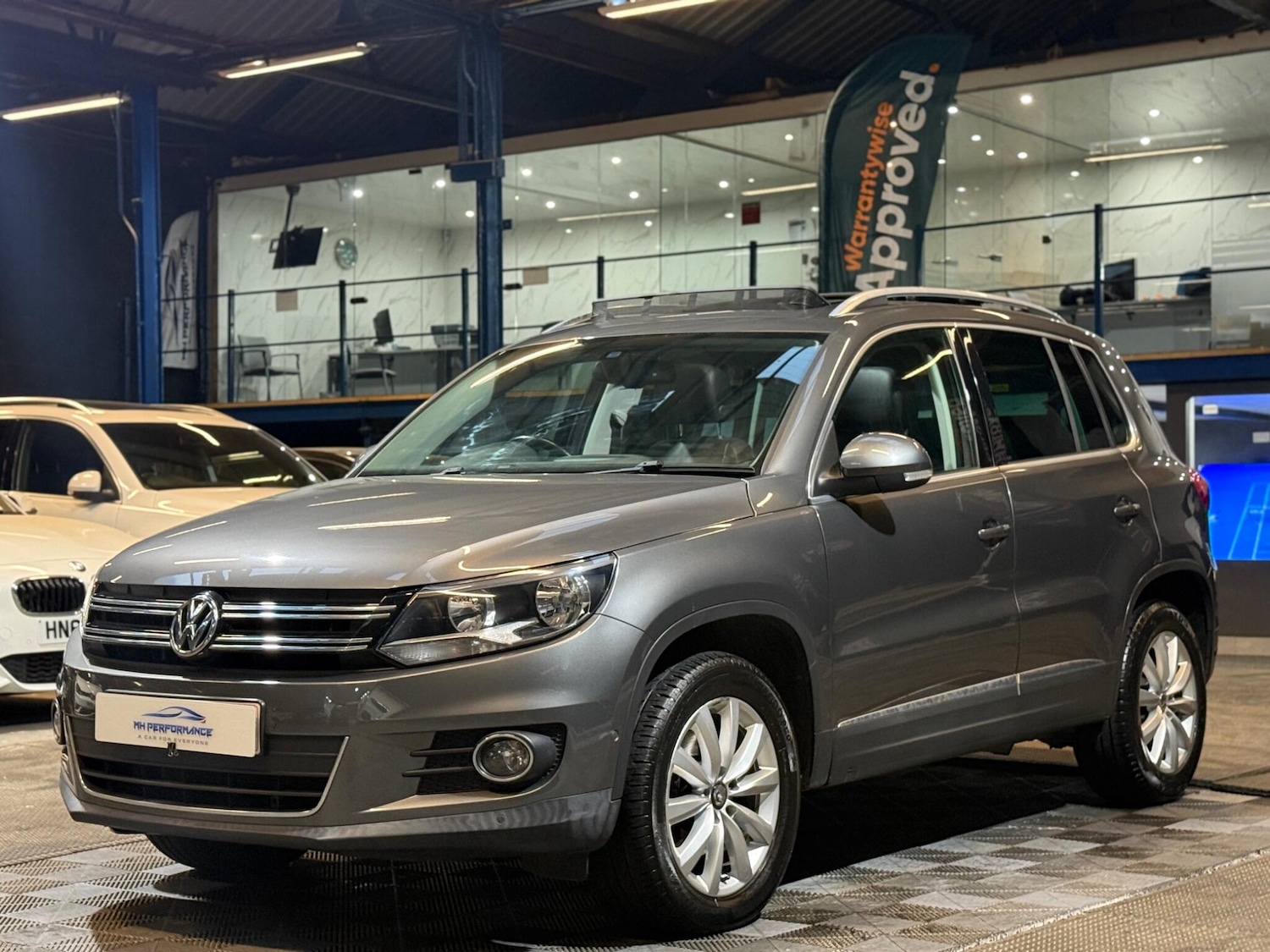 Used Volkswagen Tiguan 2014 for sale - 75904936: Photo 8