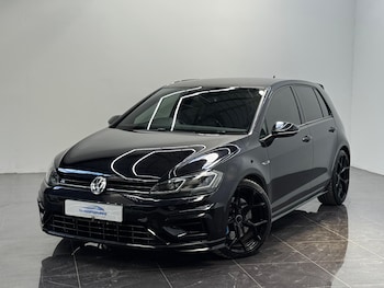 Used Volkswagen Golf 2018 for sale - 78859921: Photo
