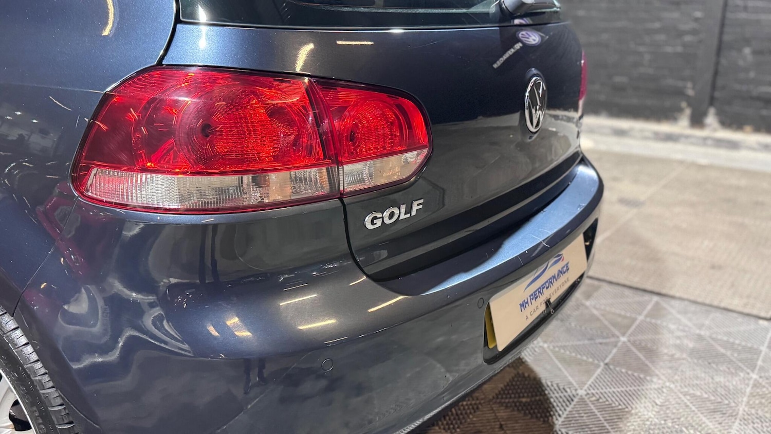 Used Volkswagen Golf 2010 for sale - 77041005: Photo 24