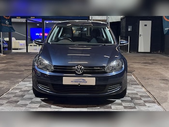 Used Volkswagen Golf 2010 for sale - 77041005: Photo