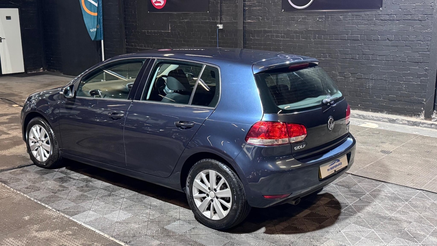 Used Volkswagen Golf 2010 for sale - 77041005: Photo 34