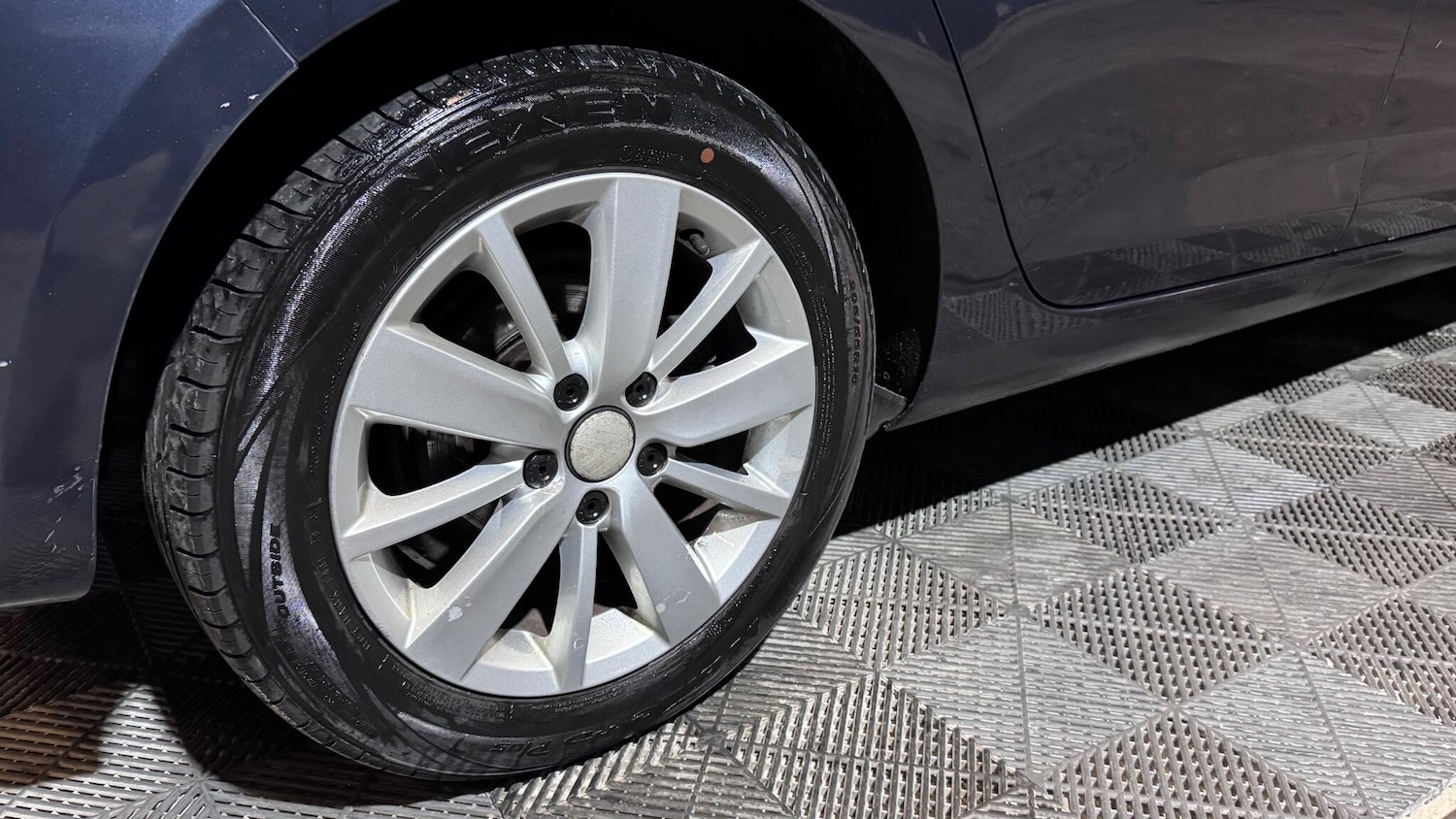 Used Volkswagen Golf 2010 for sale - 77041005: Photo 43