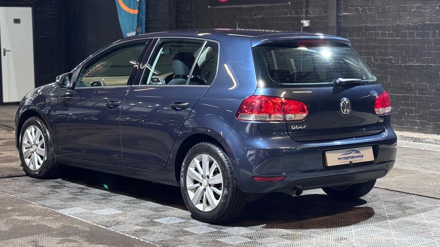 Used Volkswagen Golf 2010 for sale - 77041005: Photo 54