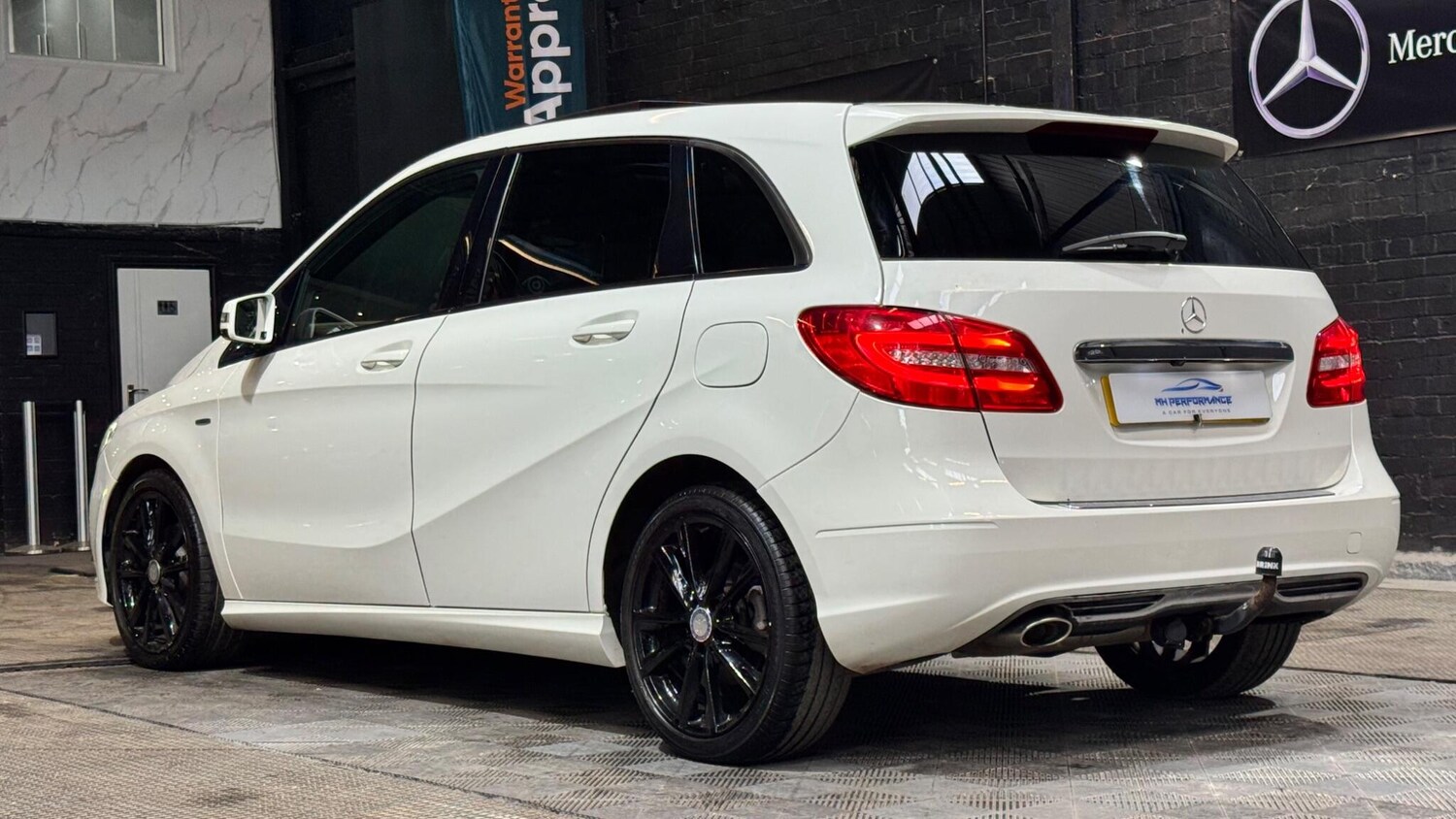 Used Mercedes-Benz B Class 2012 for sale - 77909147: Photo 22