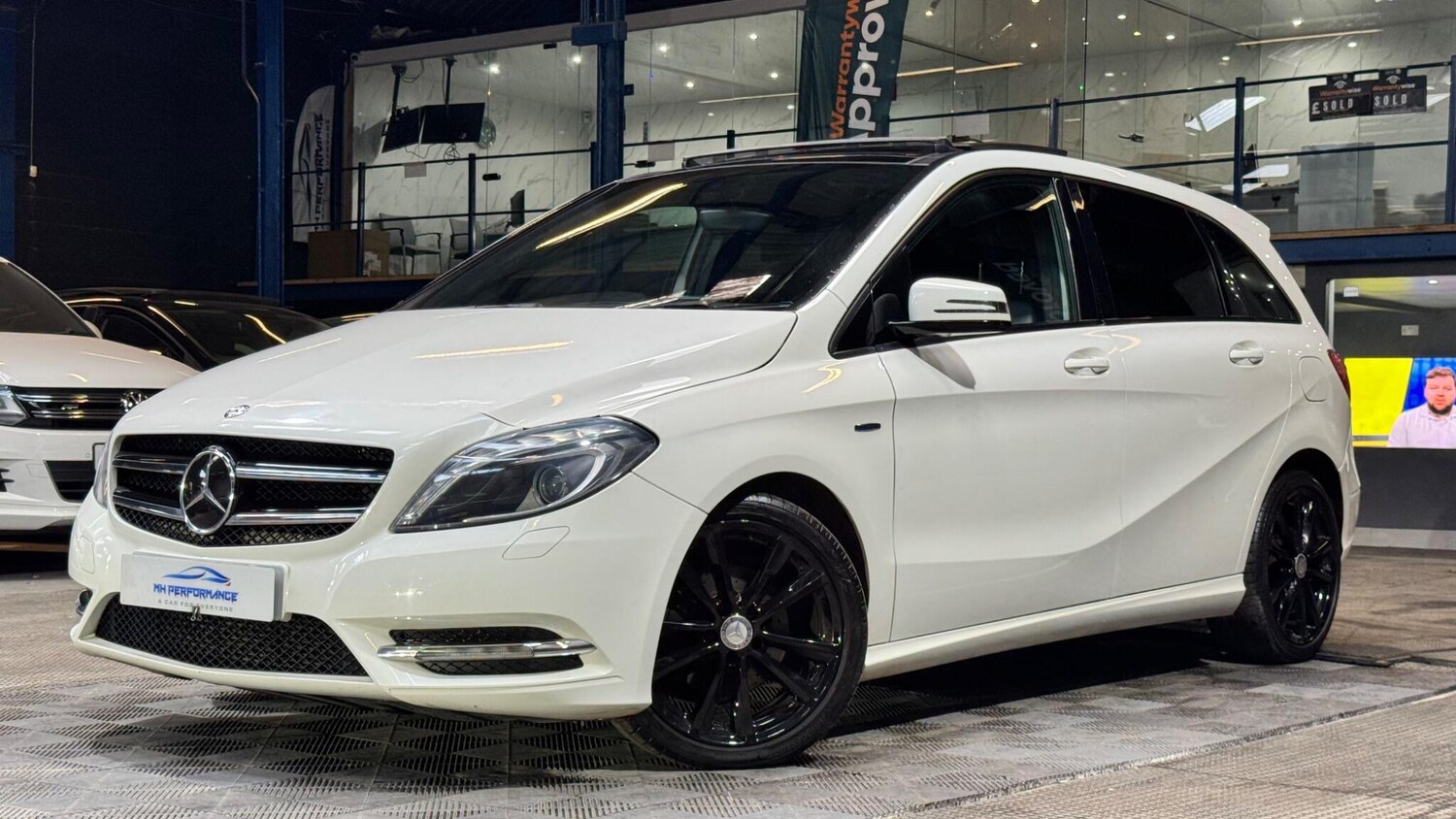 Used Mercedes-Benz B Class 2012 for sale - 77909147: Photo 24