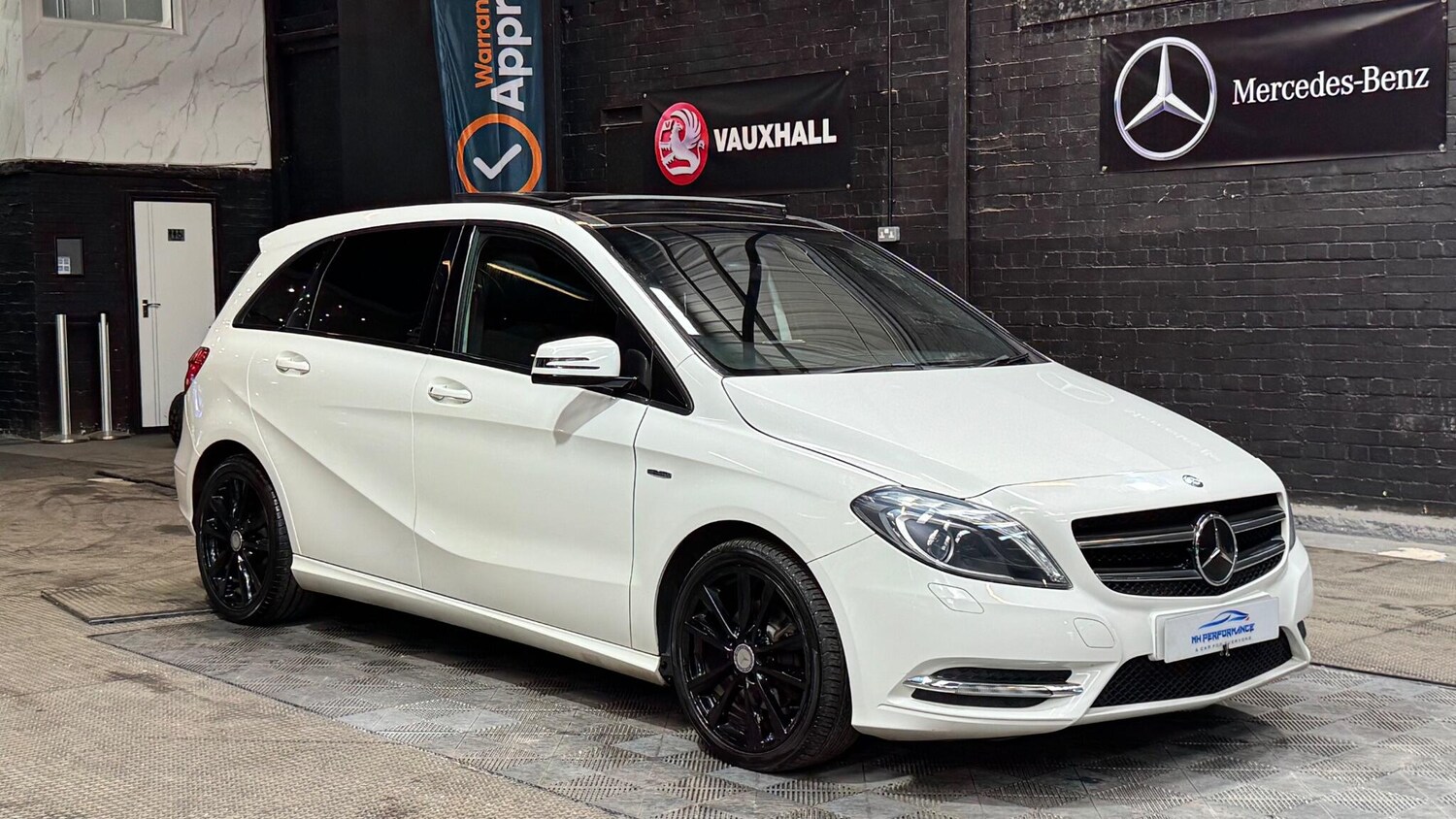 Used Mercedes-Benz B Class 2012 for sale - 77909147: Photo 33