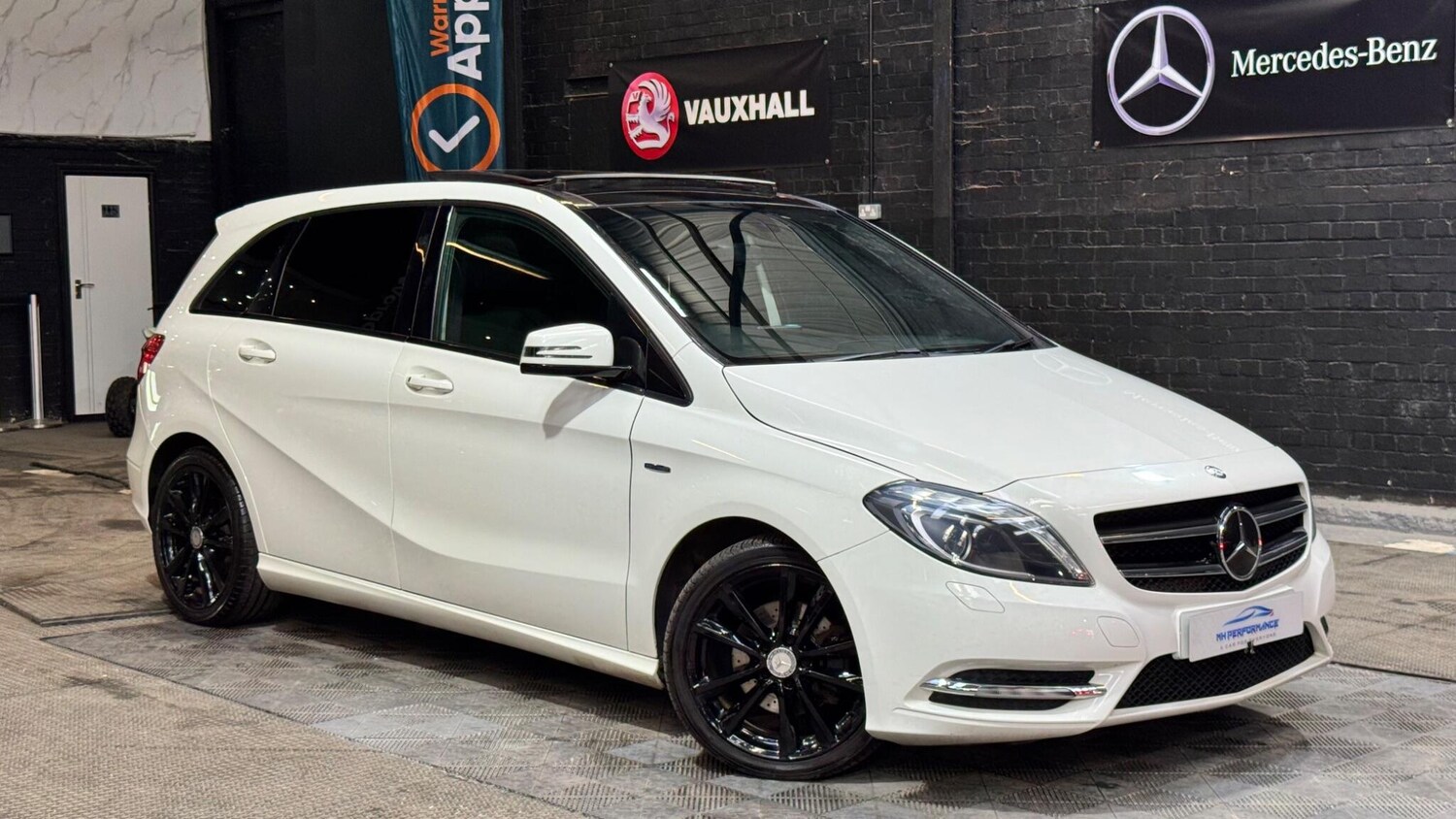 Used Mercedes-Benz B Class 2012 for sale - 77909147: Photo 40