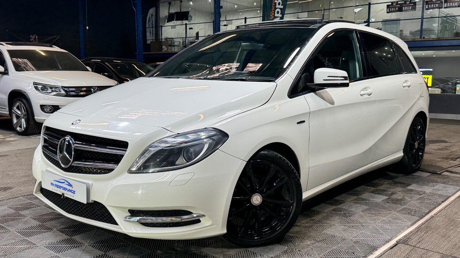 Used Mercedes-Benz B Class 2012 for sale - 77909147: Photo 44