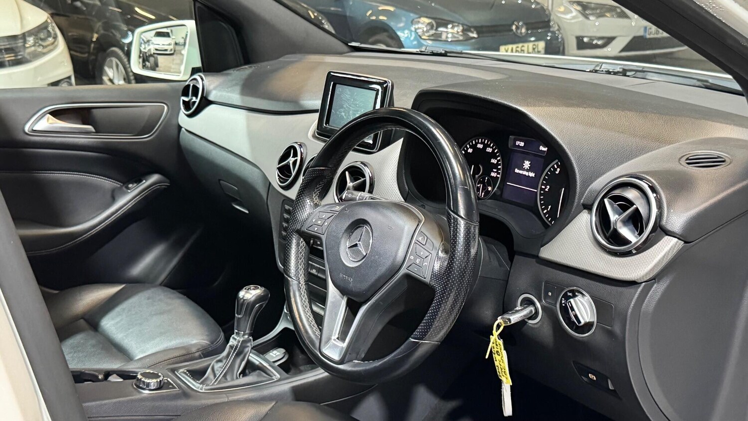 Used Mercedes-Benz B Class 2012 for sale - 77909147: Photo 46