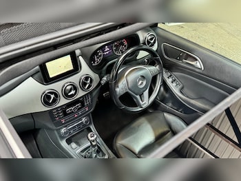 Used Mercedes-Benz B Class 2012 for sale - 77909147: Photo