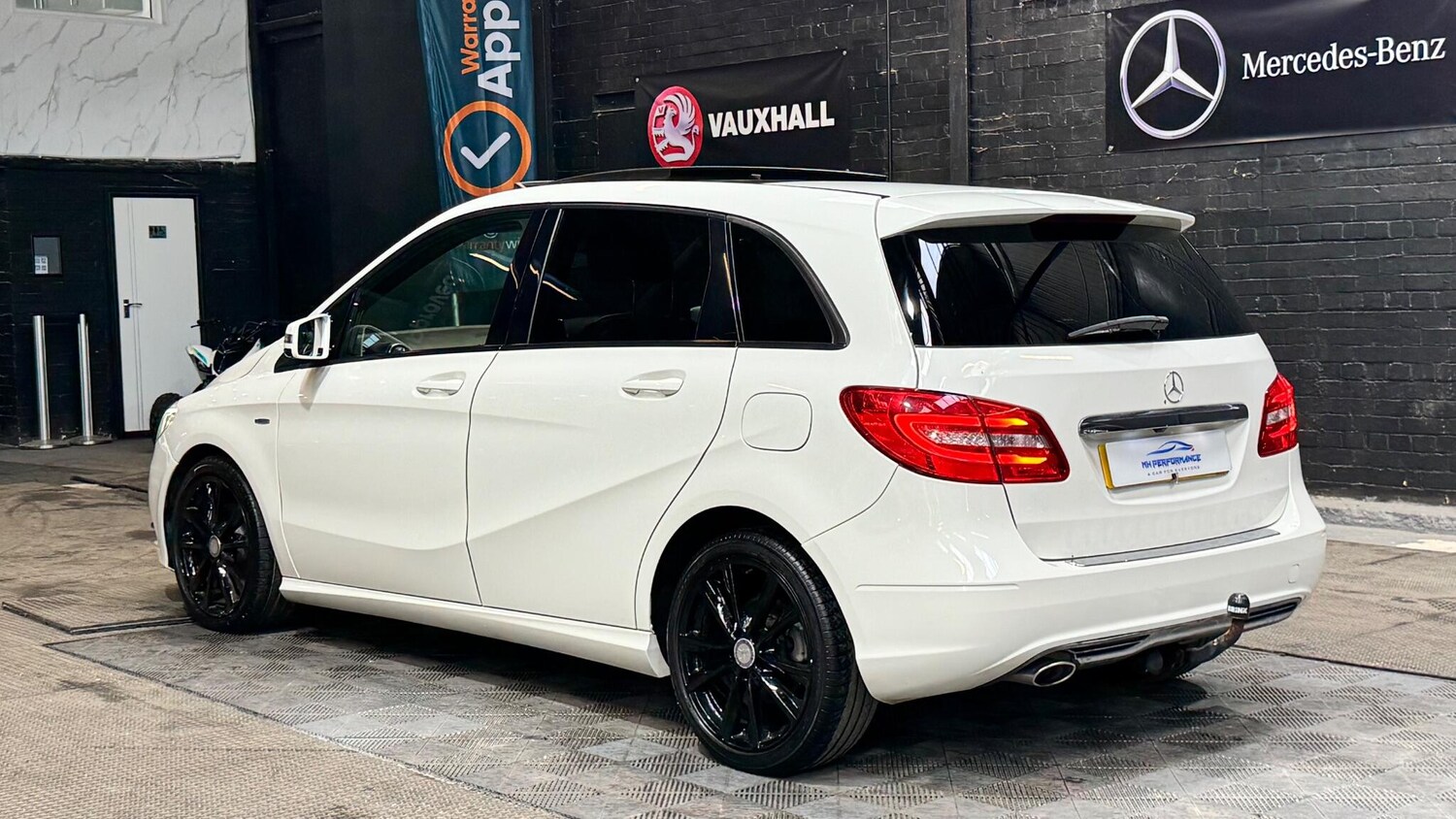 Used Mercedes-Benz B Class 2012 for sale - 77909147: Photo 68