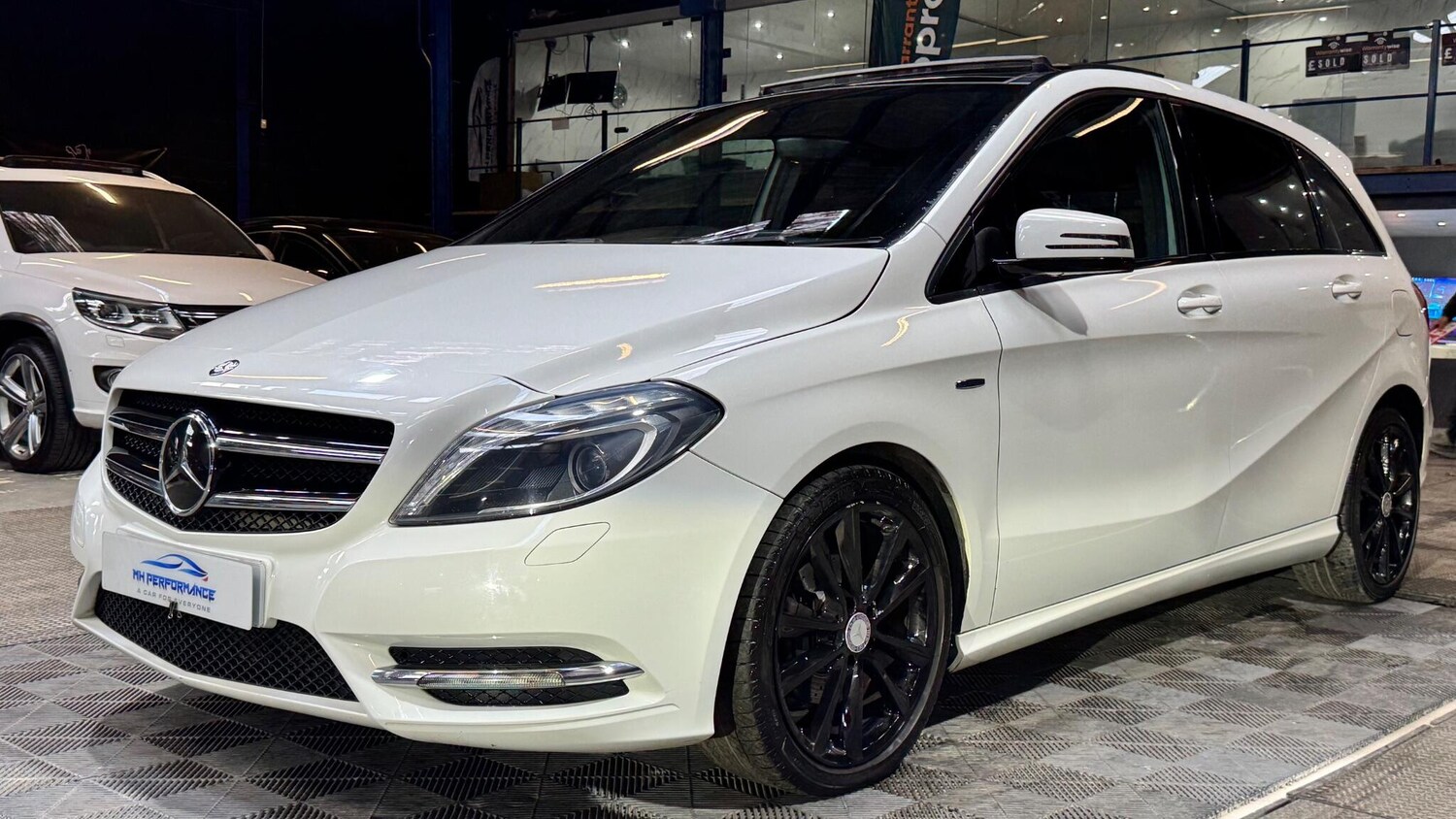 Used Mercedes-Benz B Class 2012 for sale - 77909147: Photo 69