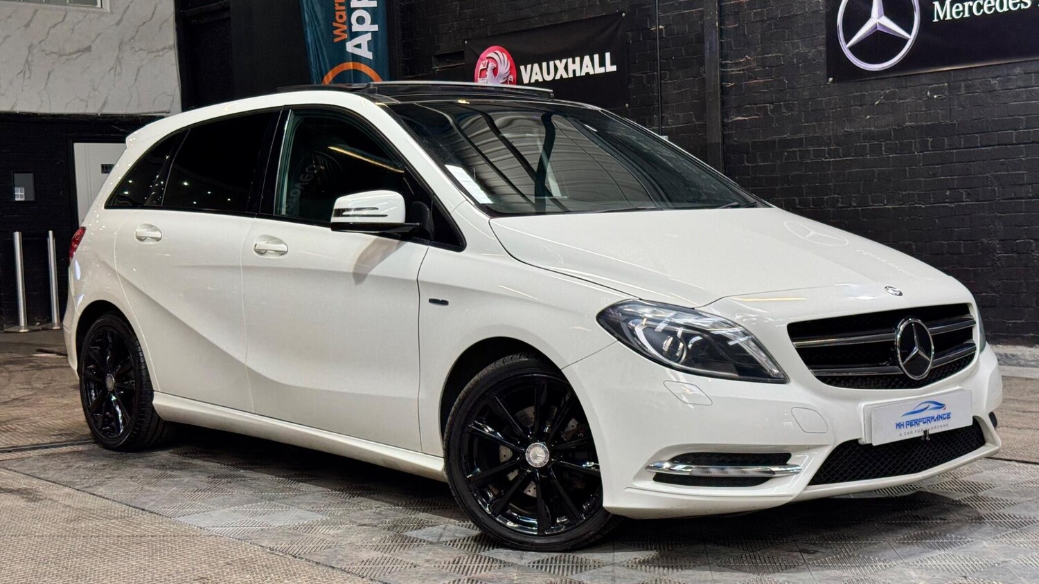 Used Mercedes-Benz B Class 2012 for sale - 77909147: Photo 74