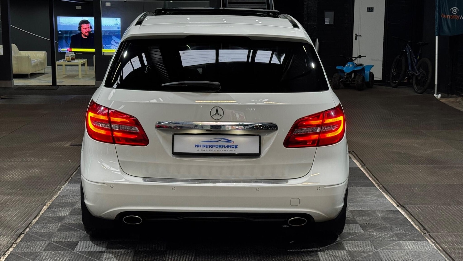 Used Mercedes-Benz B Class 2014 for sale - 77411563: Photo 16
