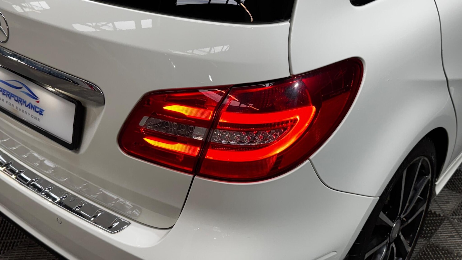 Used Mercedes-Benz B Class 2014 for sale - 77411563: Photo 24