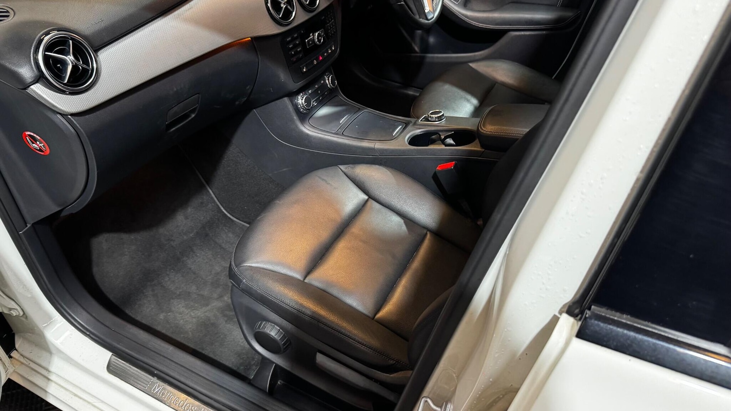 Used Mercedes-Benz B Class 2014 for sale - 77411563: Photo 40