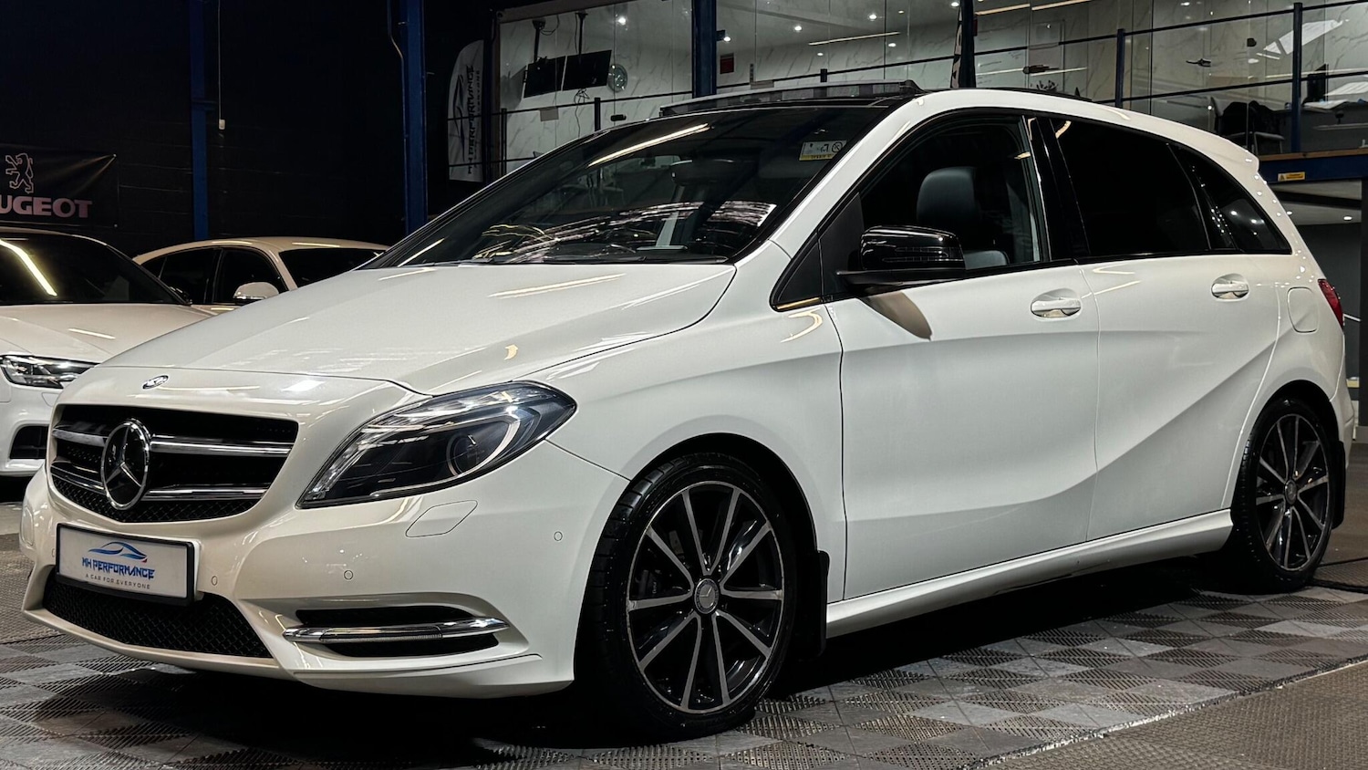 Used Mercedes-Benz B Class 2014 for sale - 77411563: Photo 55