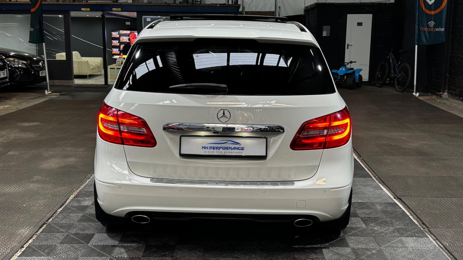 Used Mercedes-Benz B Class 2014 for sale - 77411563: Photo 62