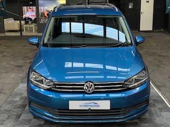 Used Volkswagen Touran 2016 for sale - 75949328: Photo