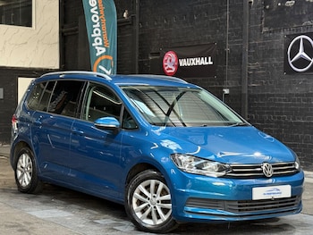 Used Volkswagen Touran 2016 for sale - 75949328: Photo