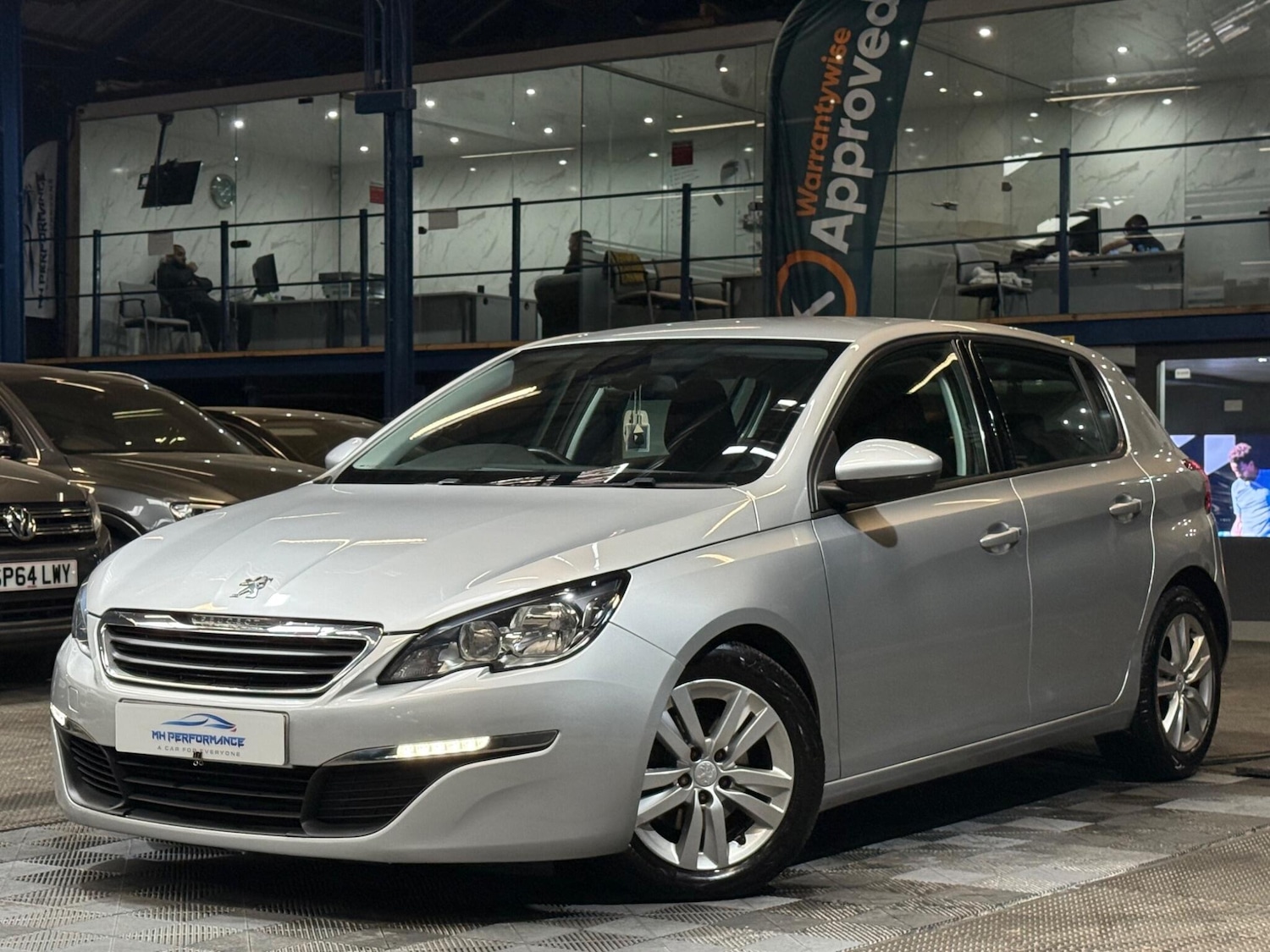 Used Peugeot 308 2015 for sale - 76152767: Photo 1