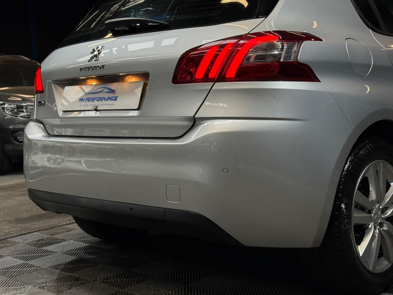 Used Peugeot 308 2015 for sale - 76152767: Photo 16
