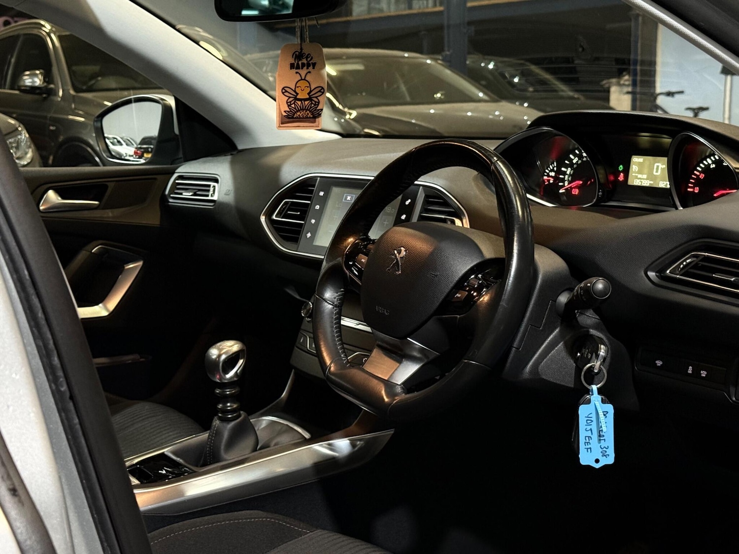 Used Peugeot 308 2015 for sale - 76152767: Photo 25