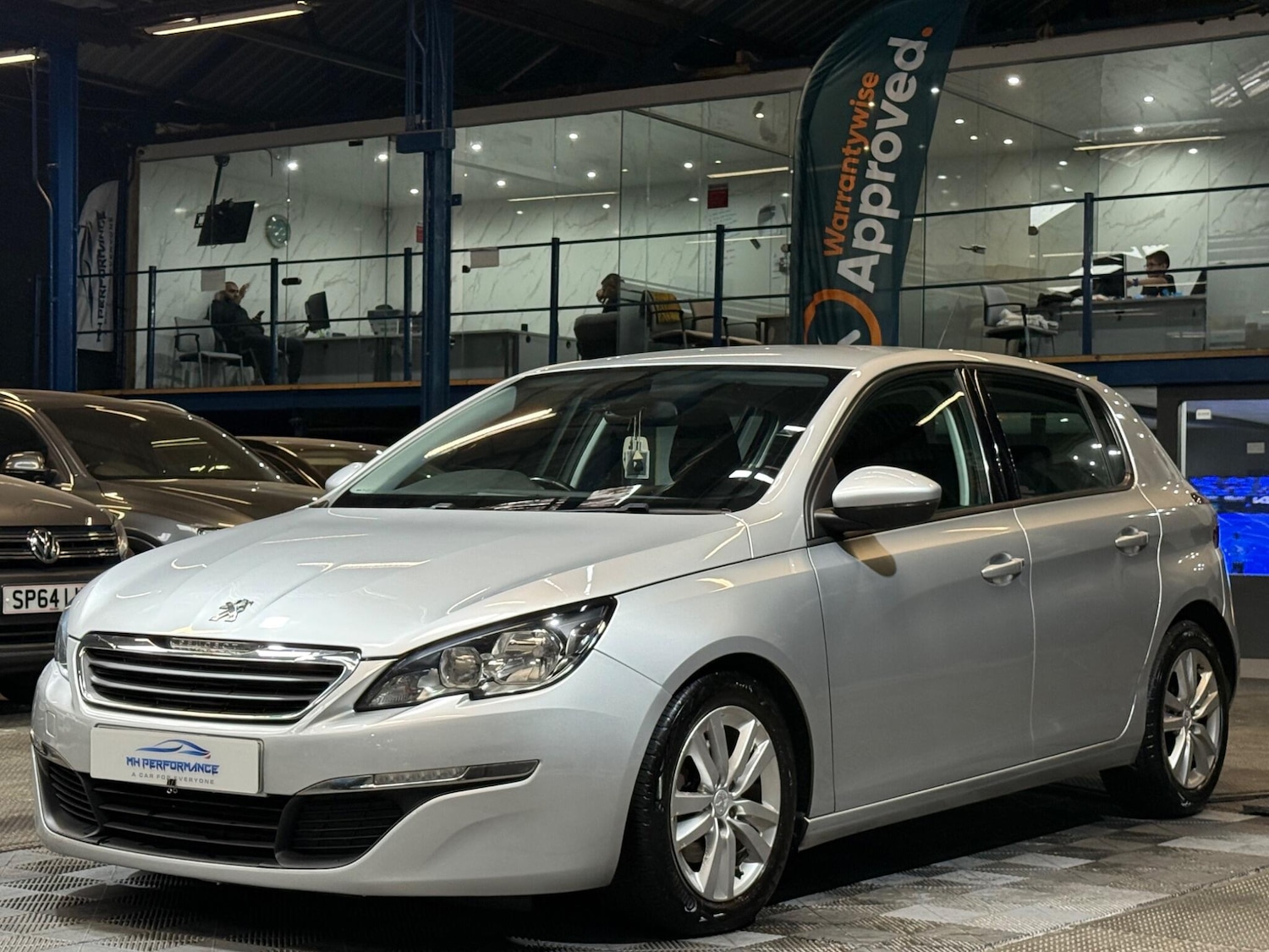 Used Peugeot 308 2015 for sale - 76152767: Photo 35