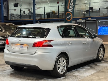 Used Peugeot 308 2015 for sale - 76152767: Photo 4