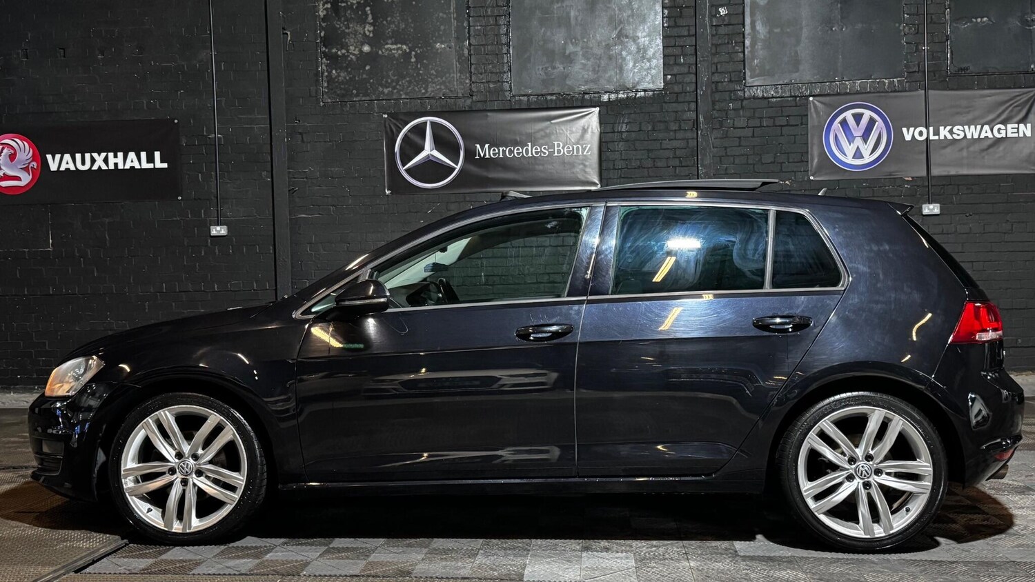 Used Volkswagen Golf 2016 for sale - 77468557: Photo 24