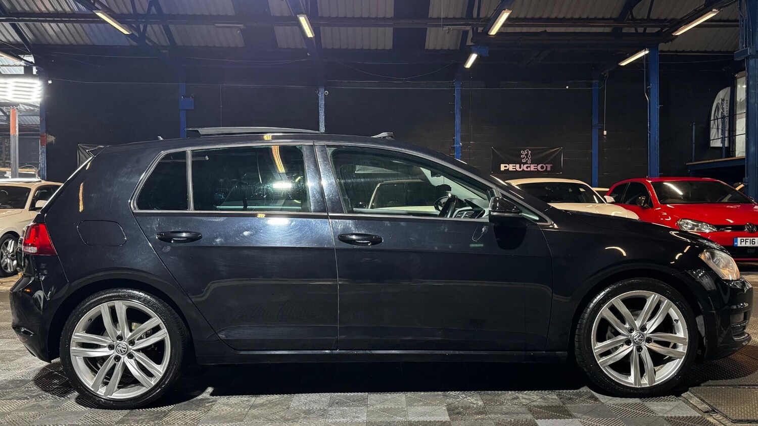 Used Volkswagen Golf 2016 for sale - 77468557: Photo 28