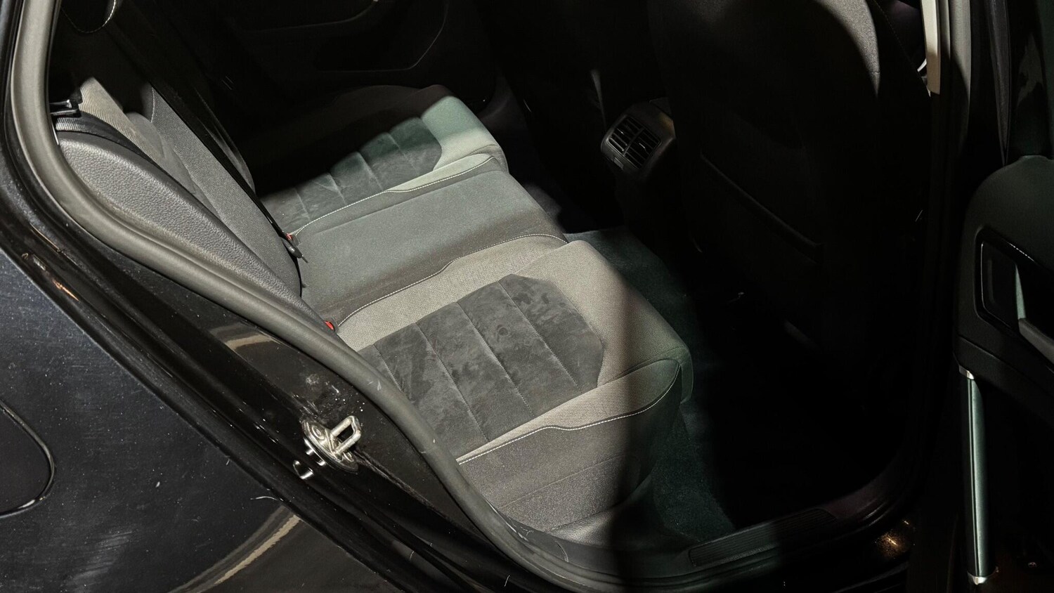 Used Volkswagen Golf 2016 for sale - 77468557: Photo 39