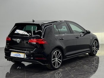 Used Volkswagen Golf 2017 for sale - 78527993: Photo