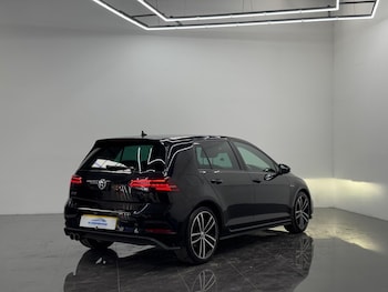 Used Volkswagen Golf 2017 for sale - 78527993: Photo