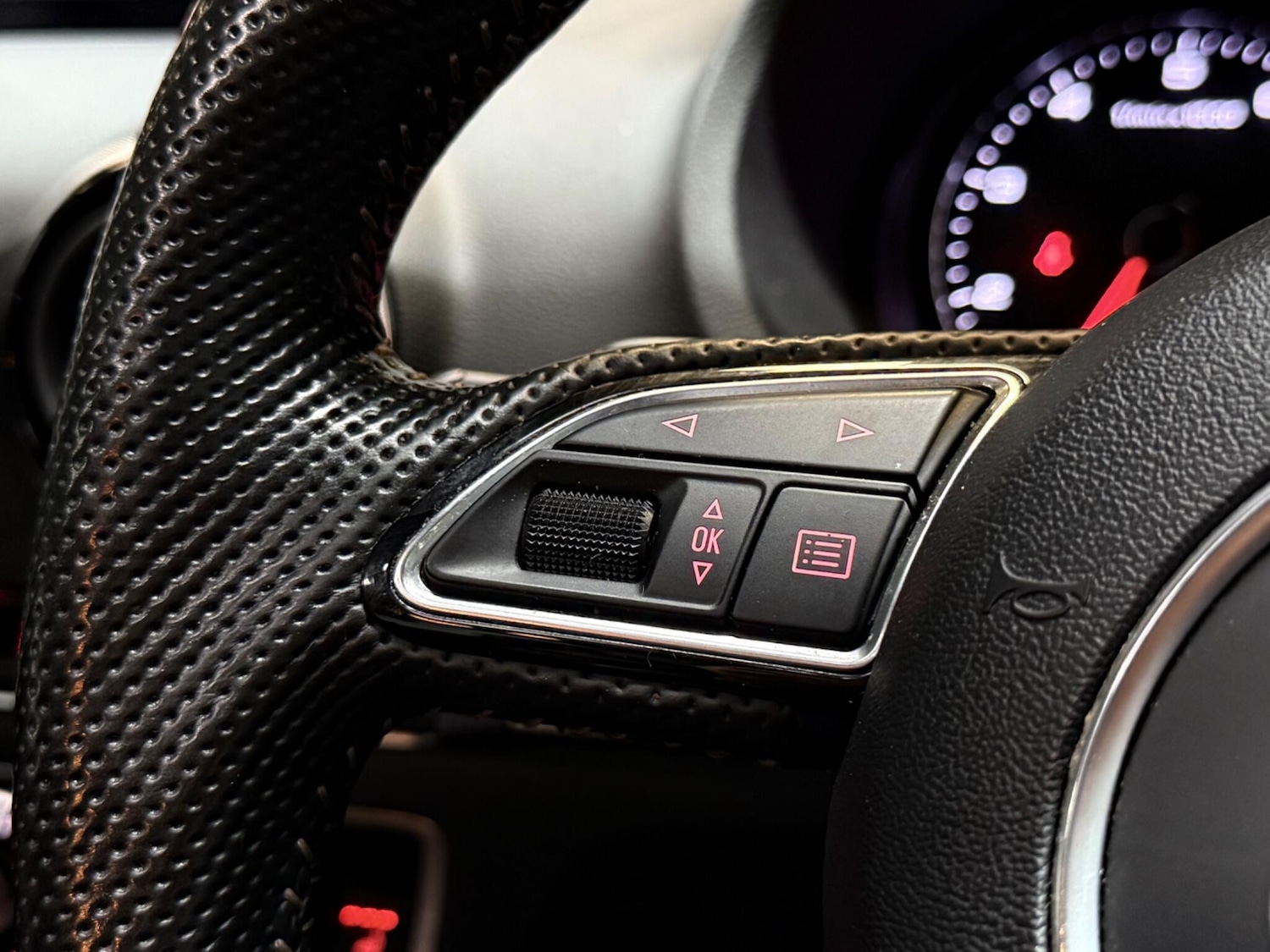 Used Audi A3 2014 for sale - 77320188: Photo 31